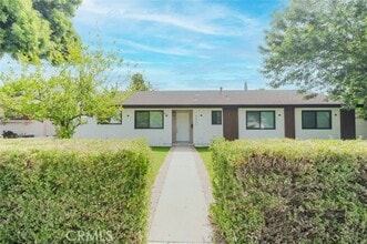Building Photo - 8400 Chimineas Ave
