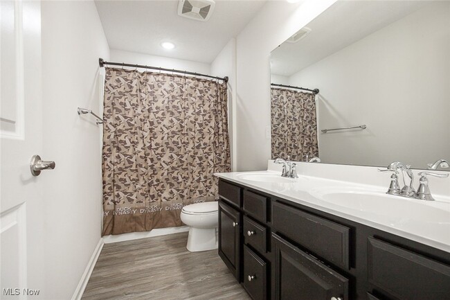 Building Photo - 9260 Preserve Way
