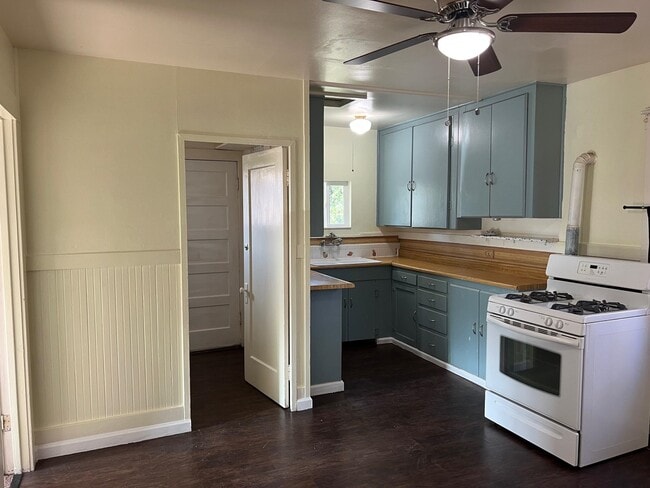 Foto del edificio - 22771 Inyo St