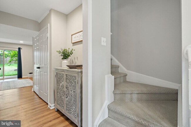 Foto del edificio - 6637 Kelsey Point Cir