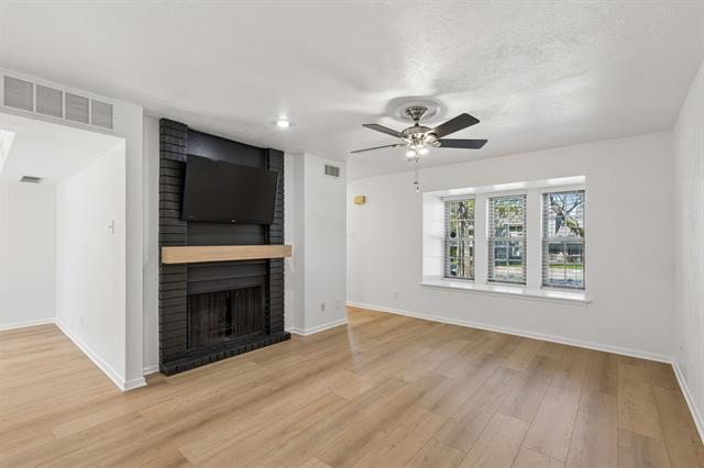 Foto del edificio - 7616 Woodthrush Dr