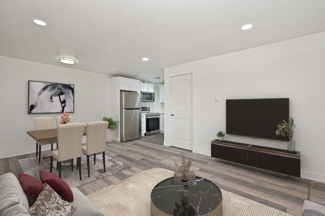 Building Photo - 1Bd / 1Ba near Greenlake and Phinney Ridge...