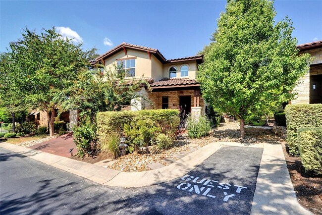 Foto del edificio - 4312 Falconhead Nest Dr