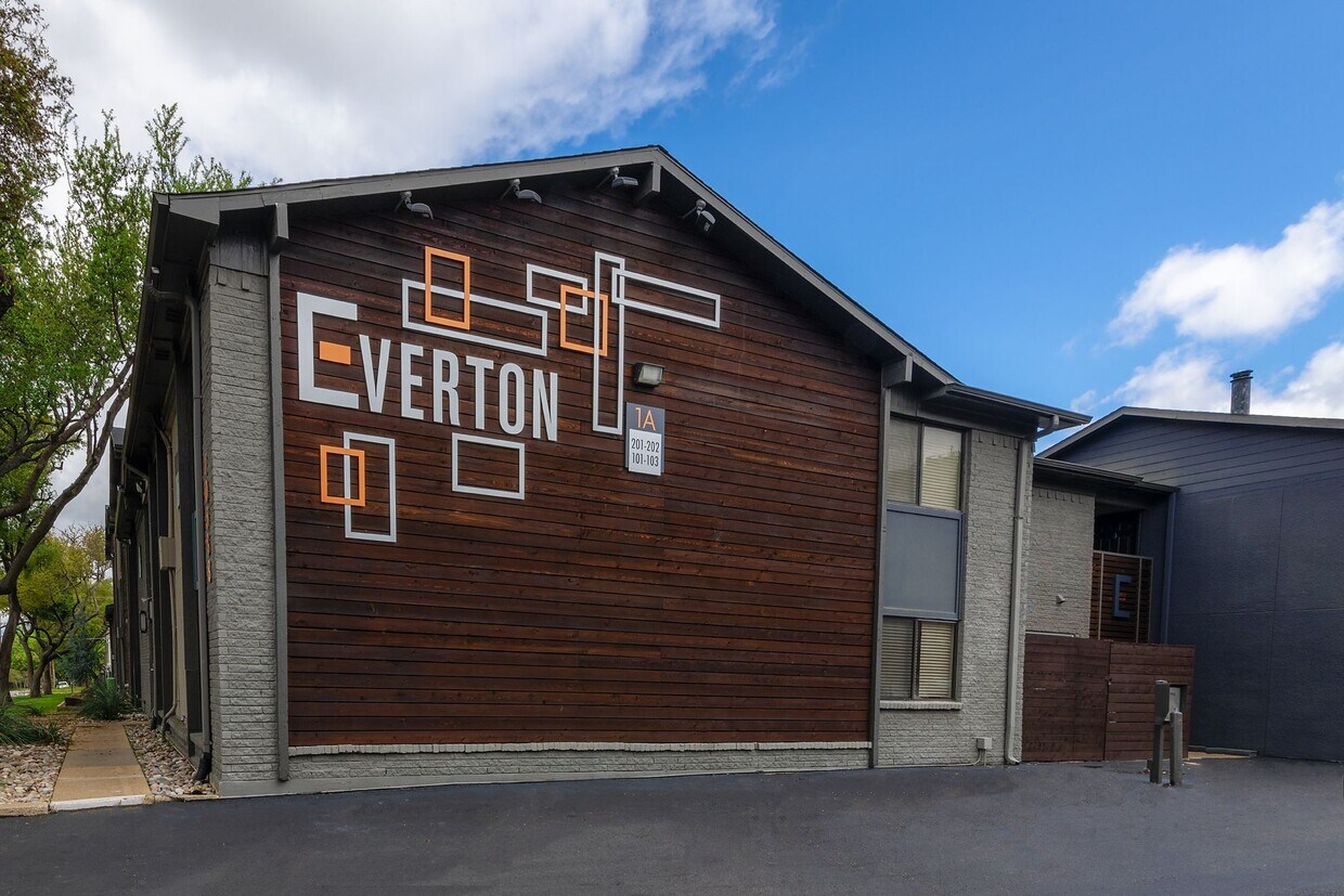 Everton Bellmar Apartments Dallas, TX