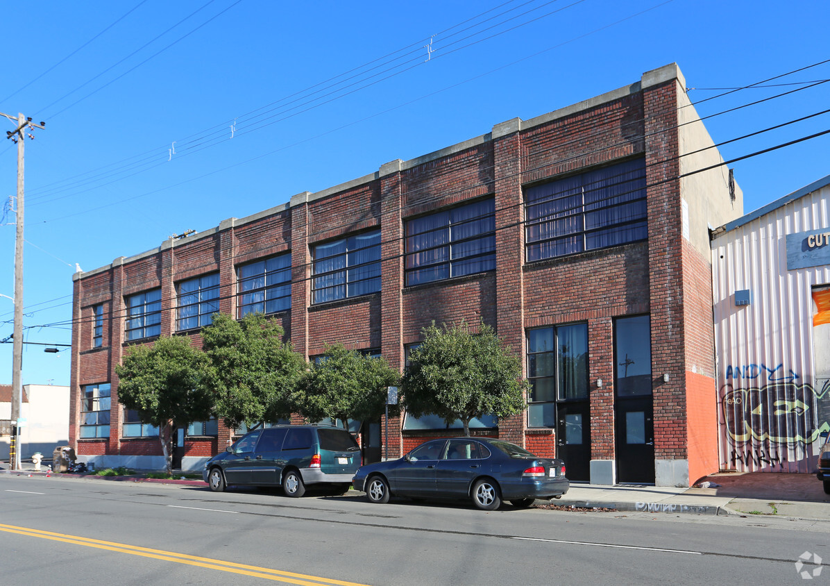 Foto del edificio - Adeline Lofts