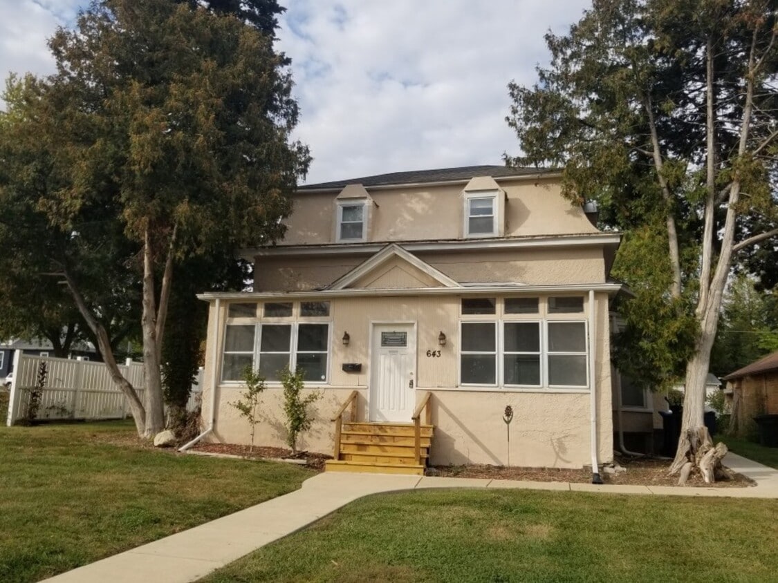 Foto principal - 643 8th St