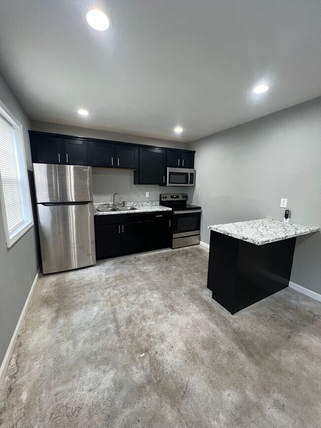 Foto del edificio - 109 Evergreen