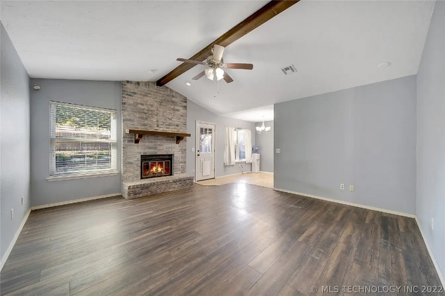 Foto del edificio - 4604 S Ironwood Ave