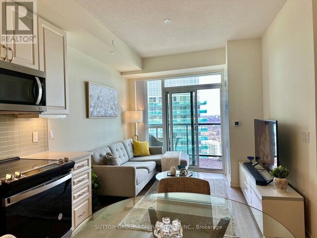 Building Photo - 38 Annie Craig Dr