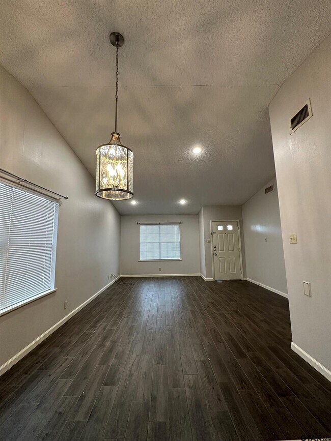 3425 Lexington Dr, Tyler, TX 75701 Townhome Rentals in Tyler TX