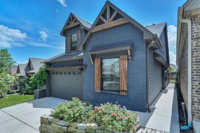 Foto del edificio - 109 Cove Cir