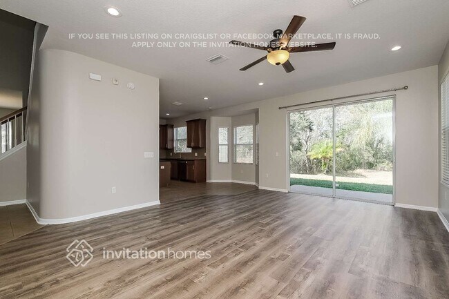Foto del edificio - 4053 Huntingdale Ct