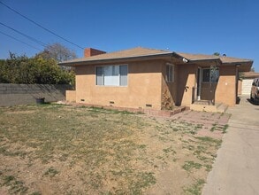 Building Photo - 6210-6212 Wright Ave