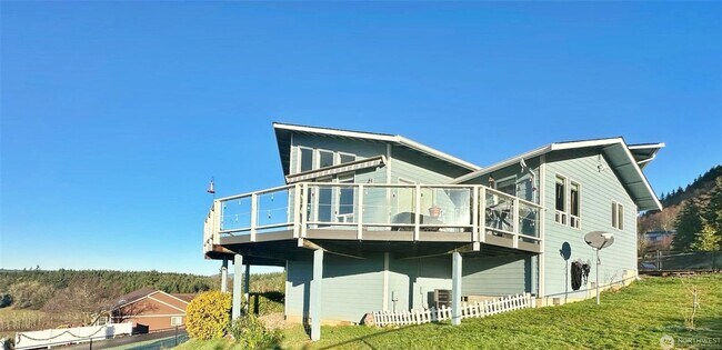 Building Photo - STATUS: AVAILABLE  | R311 | $2195 + $100 F...