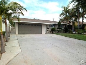 Building Photo - 7635 Birchleaf Ave