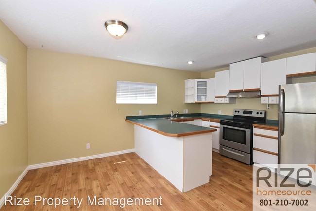 Building Photo - 5 br, 3 bath House - 2978 S 9150 W