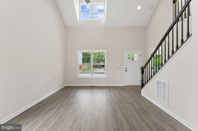 Building Photo - 2462 24th St