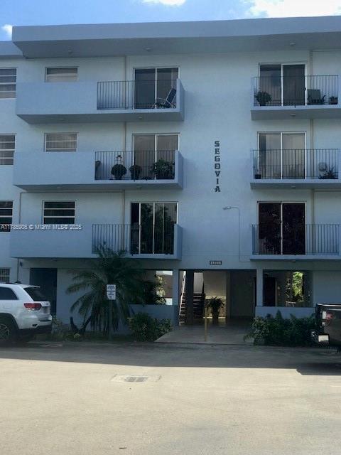 Foto del edificio - 1221 SW 122nd Ave