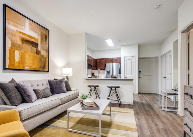 Foto del edificio - 3194 Parkwood Blvd