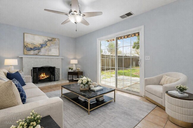 Foto del edificio - Move In NOW! Beautiful Davis Home Near UC Davis | Bright Open Layout + Private Backyard