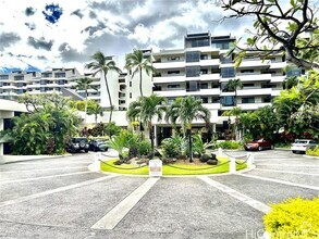 Building Photo - 500 Lunalilo Home Rd