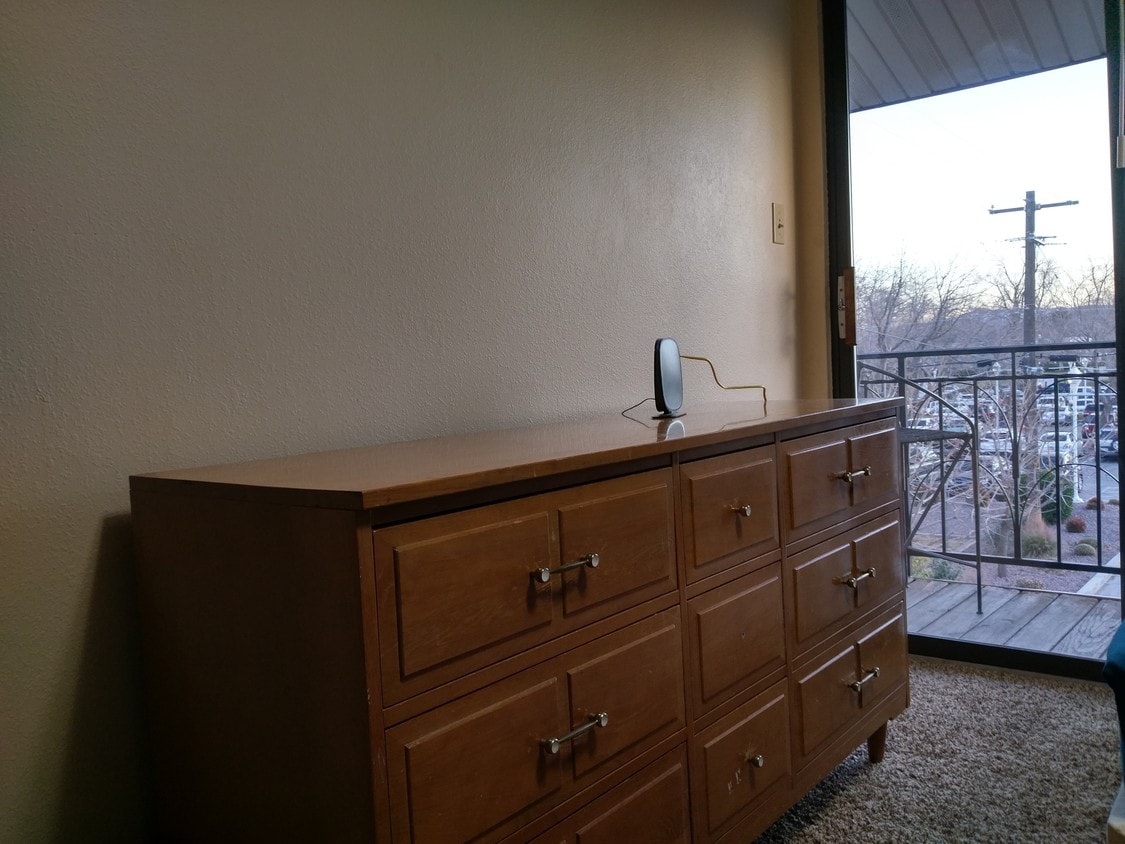 Building Photo - 325 S 200 E