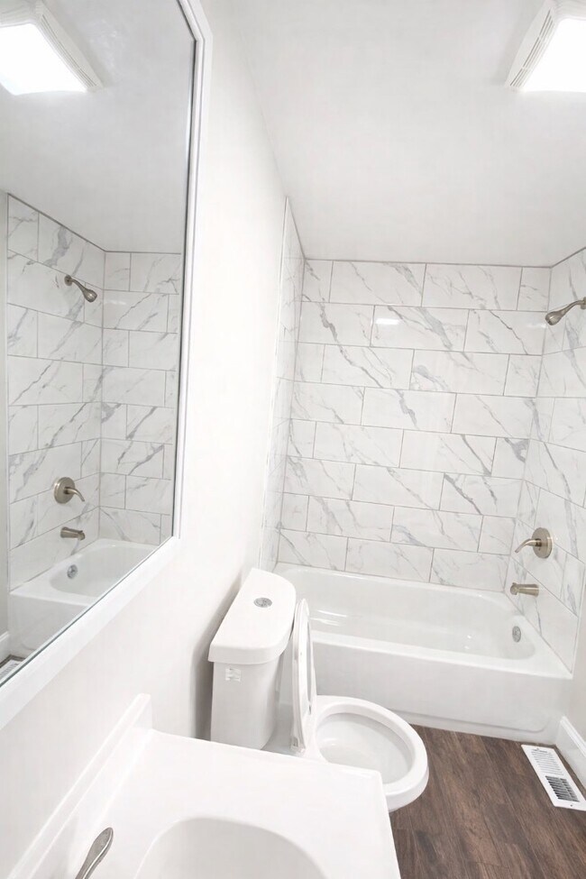 Foto del edificio - 2208 E Fayette St