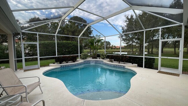 Building Photo - Furnished Annual Rental