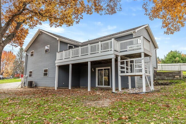 Building Photo - 9611 Whitewood Rd