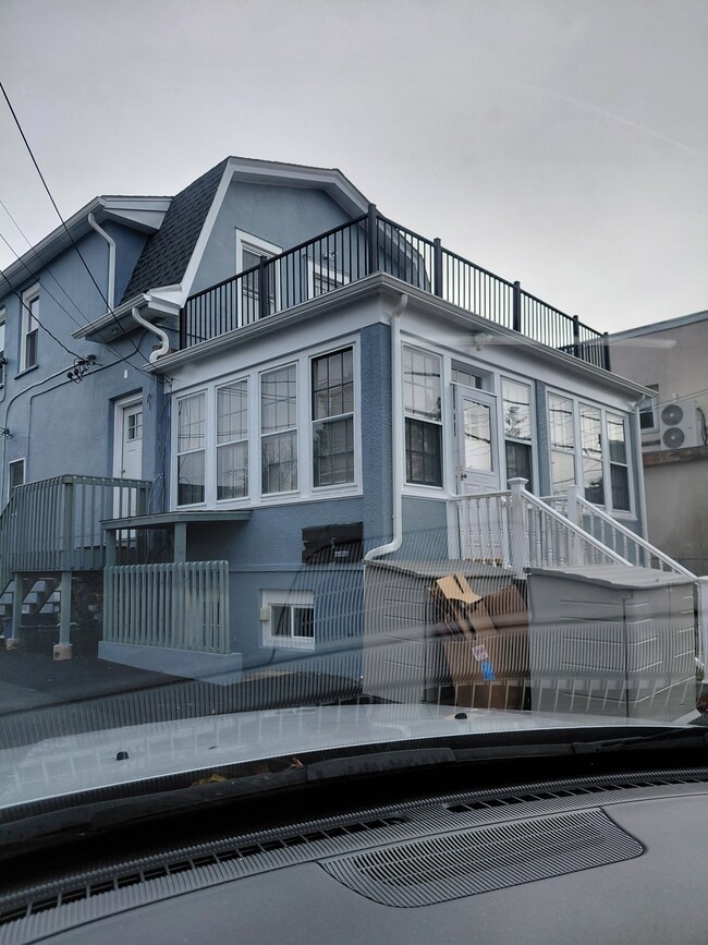 Foto del edificio - 41 Saratoga Ave