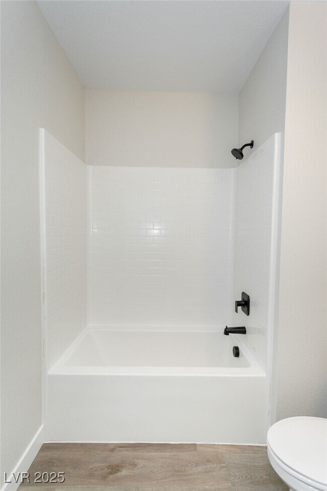 Foto del edificio - 1980 E Ambush St