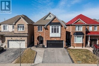 Building Photo - 33 Denali Cres