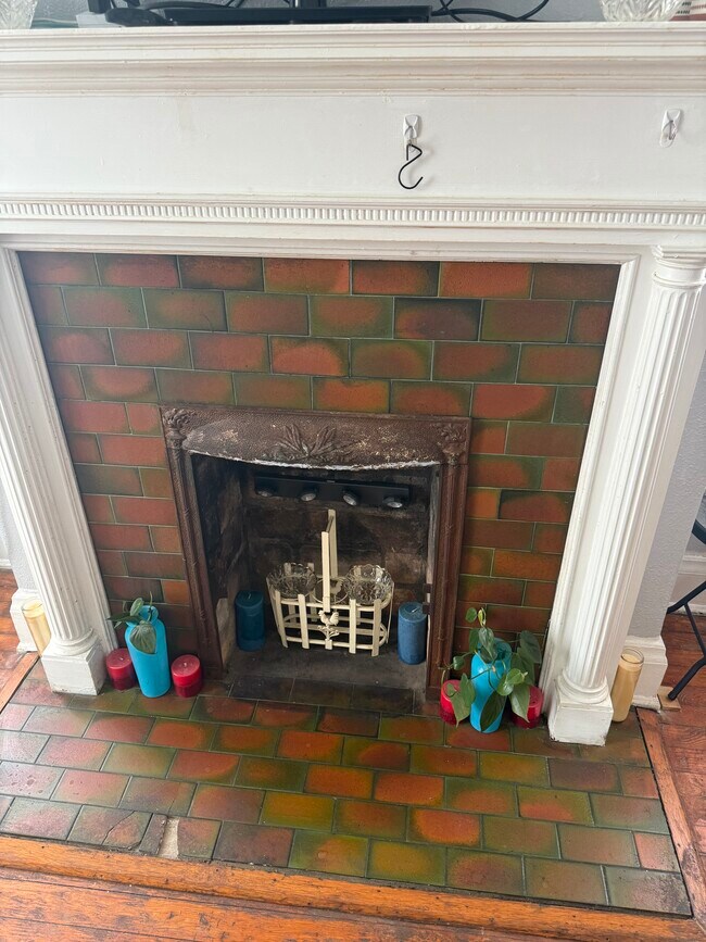 Chimenea original - 311 Sycamore St