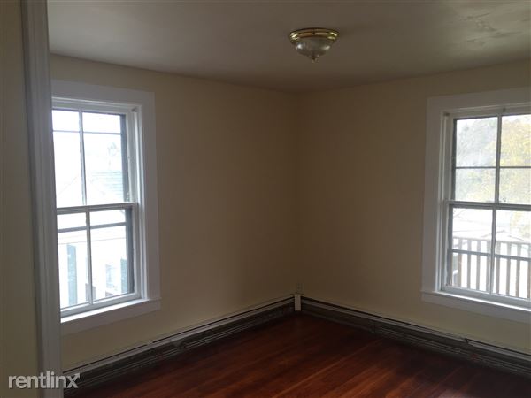 Primary Photo - 7 Brown Avenue Ext
