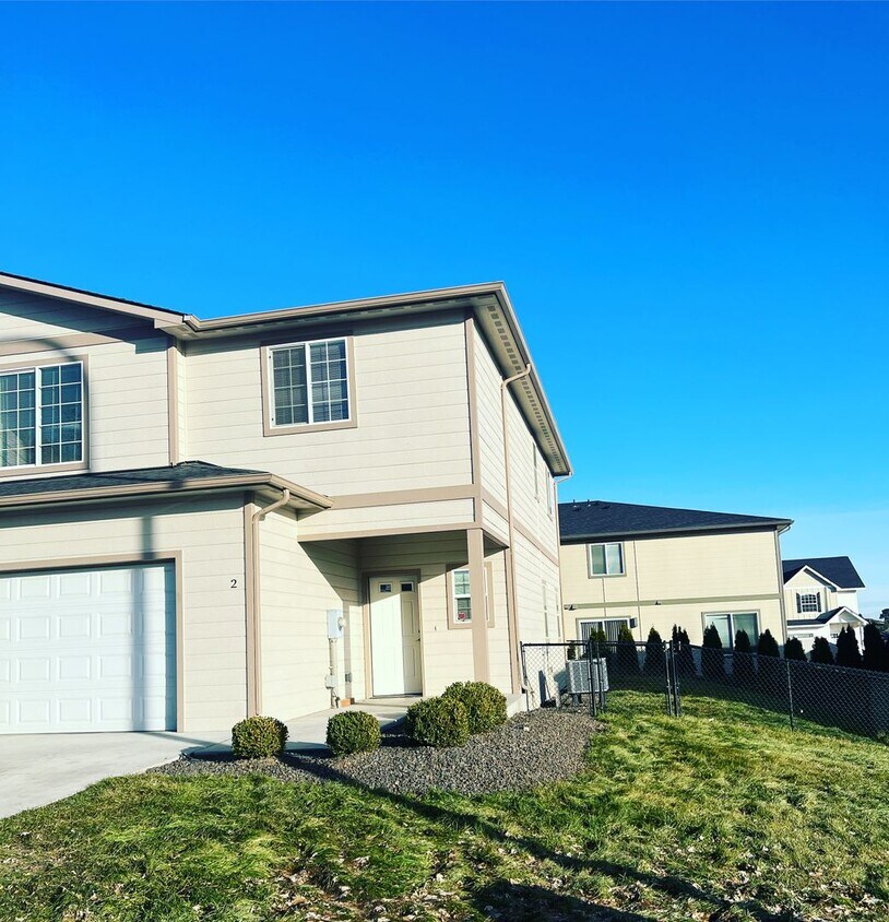 217 N 76th Ave Unit 1, Yakima, WA 98908 Room for Rent in Yakima, WA