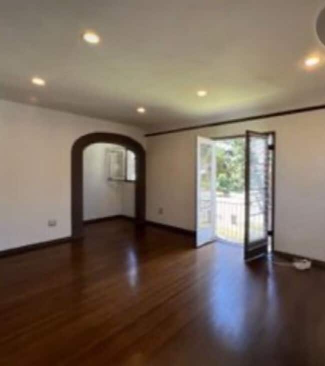 Building Photo - 1171 Huntington Dr