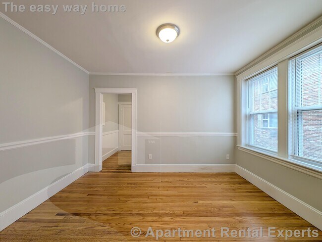 Foto del edificio - 156-158 Summer St Unit #203