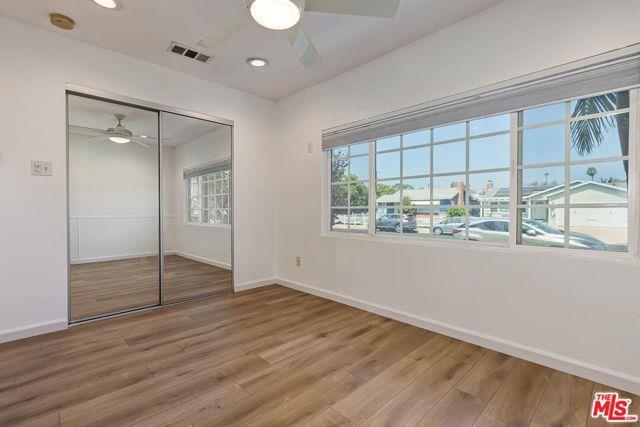 Building Photo - 12120 Aneta St