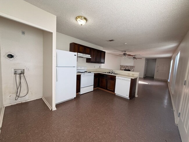 Foto del edificio - 8435 Cranberry Hill