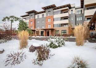 Building Photo - 2625 Dearborn Ave