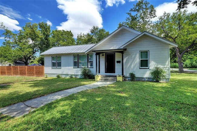 Foto del edificio - 1102 Hackberry St