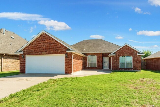 Building Photo - 3104 Loren Dr