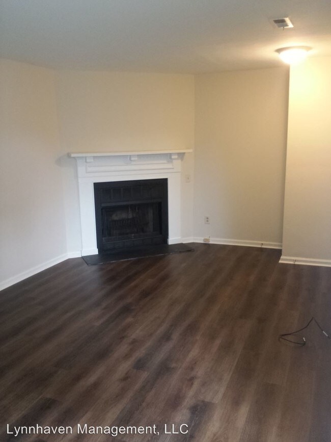 Foto del edificio - 5607-5607 Parish Ln