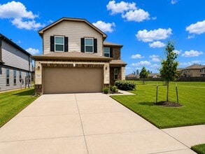 Building Photo - 6223 Morning Fern Ln