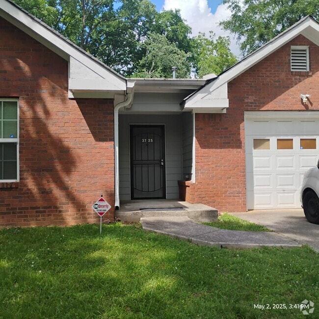 Building Photo - 3725 Collier Dr NW