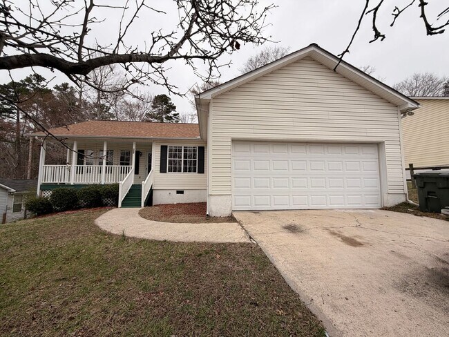 Foto del edificio - AVAILABLE