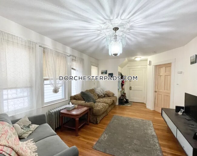 11 Romsey St Unit 1, Boston, MA 02125 Room for Rent in Boston, MA