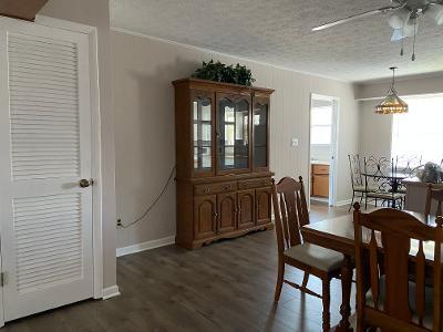 Dining Room, breakfast area - 216 Rose Ln