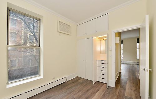 Building Photo - 1027 Lexington Ave