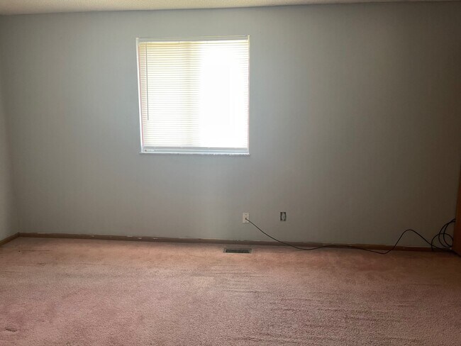 Foto del edificio - 1445 Stonewell Ct